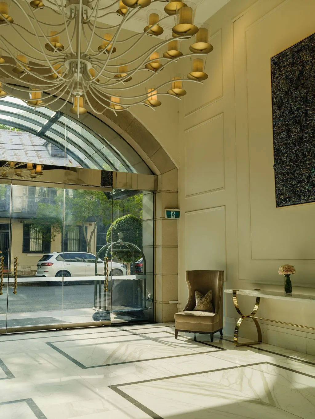 SRG at the Langham — photograph 4 of 12