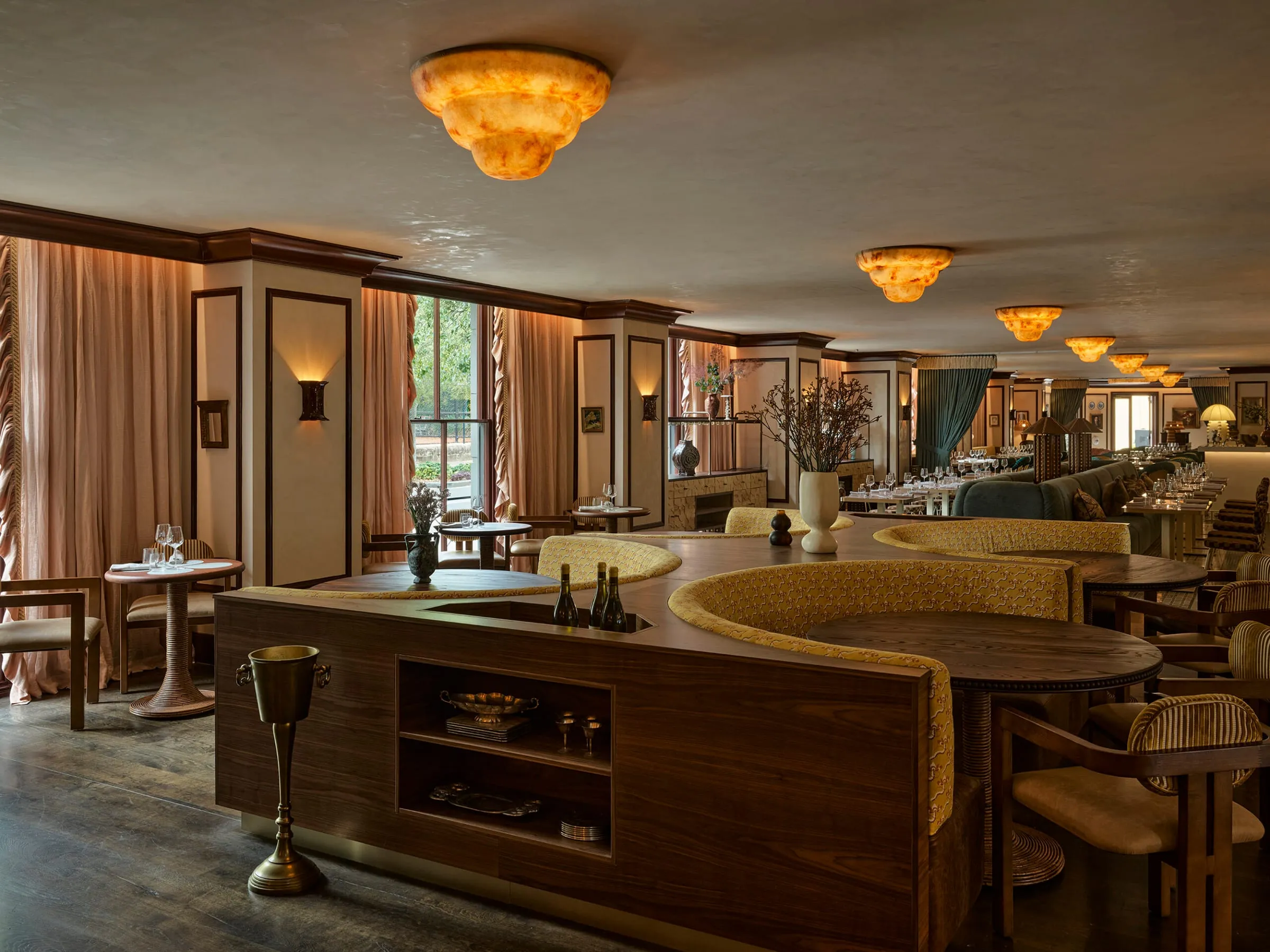The James — photograph 3 of 14
