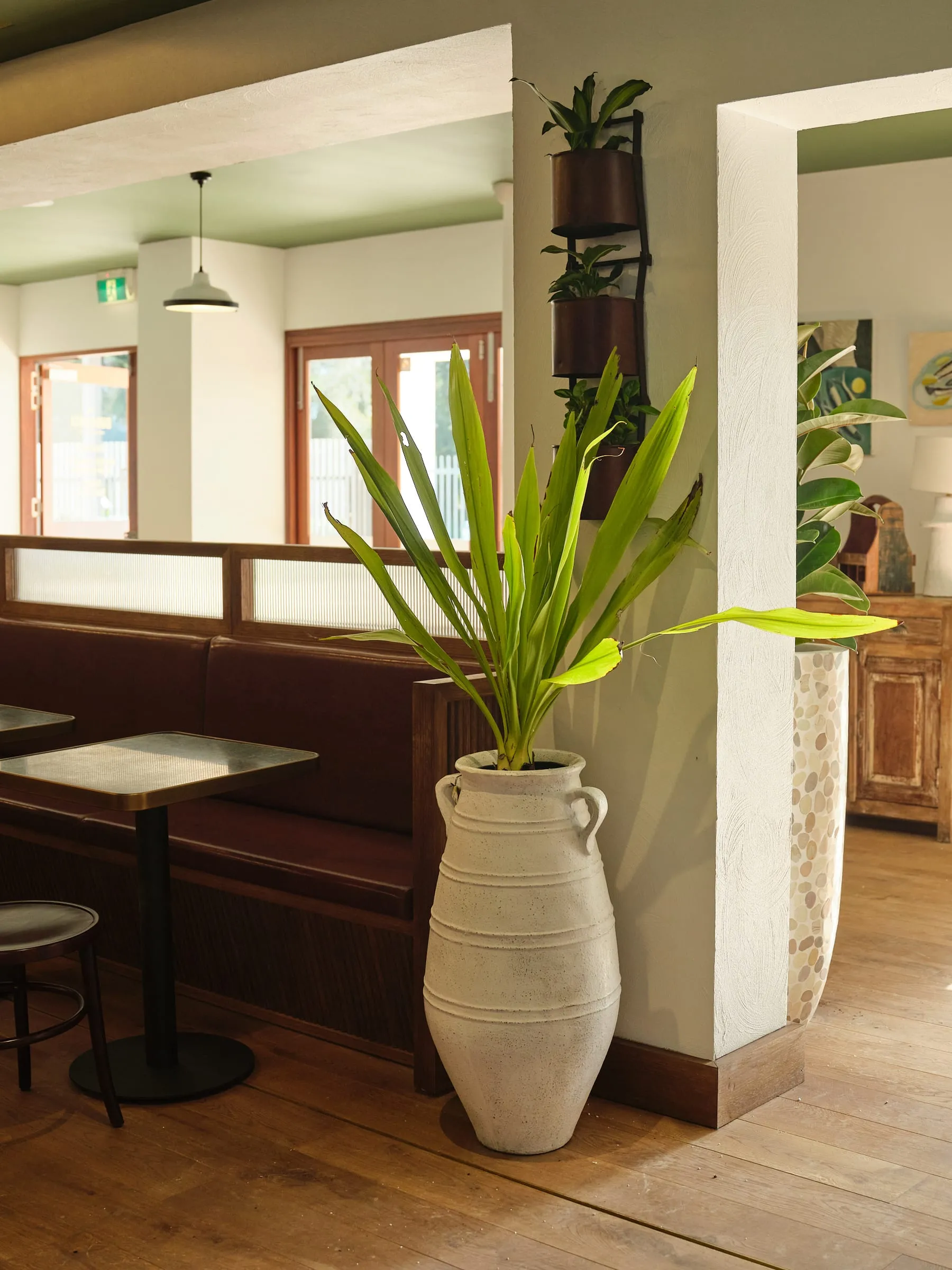 Budgewoi Hotel, photograph 10 of 12